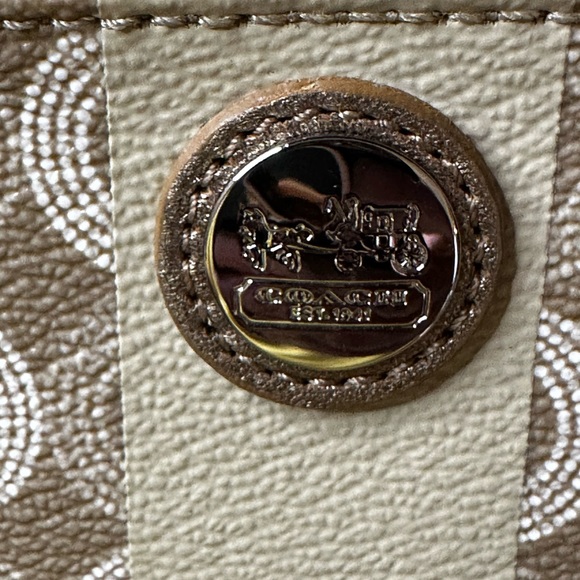 New Coach Authentic Logo Khaki Card/Coin MiniSkinny Carrier w/Attached Key Chain - Picture 7 of 8
